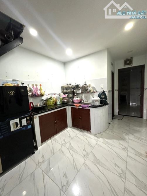 HƠN 3.5 TỶ SỞ HỮU NHÀ ĐẸP 45M2 -HẺM XE TẢI THÔNG NGAY PHẠM ĐĂNG GIẢNG & LÊ TRỌNG TẤN - SHR - 2