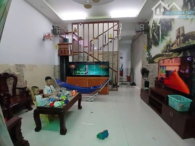 🚘🏡NHÀ 3 TẦNG GẦN ĐỖ XUÂN HỢP - 100M2 - NGANG 5M - ÔTÔ ĐẬU CỬA - SỔ CẮM BANK 1 TỶ - 2