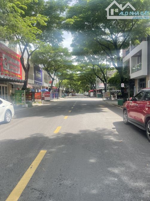 Chính chủ cần bán nhanh tòa căn hộ 6 tầng thang máy khu đó thị FPT.  Ngũ Hành Sơn - 2