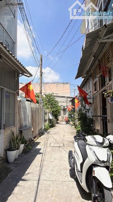 Bán Nhà Bình Long, Tân Phú, DT 52m2, 2 Tầng, 2PN, nhỉnh hơn 4.x tỷ - 2