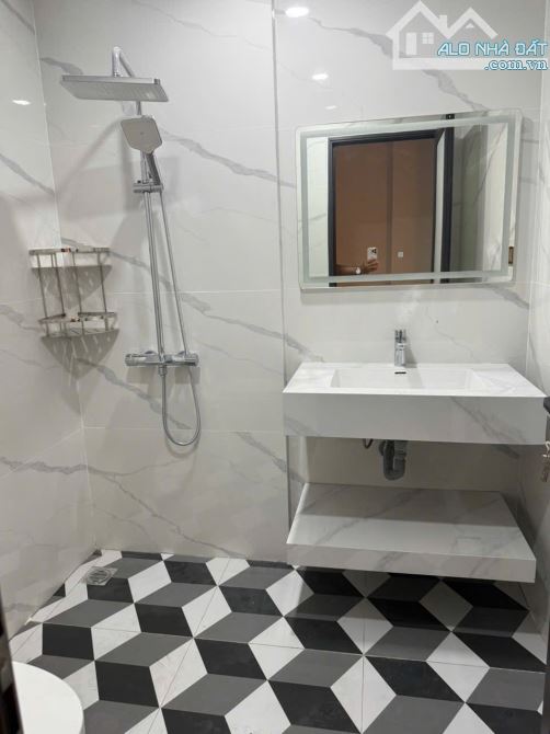 Hót hòn họt! Thạch Bàn – Long Biên 45m, 6 tầng. 9,2 tỷ có TL - 2