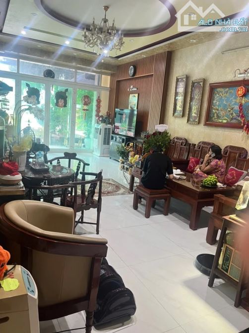 🌿🌿 SIÊU PHẨM NHÀ MẶT TIỀN ĐƯỜNG BÙI TRANG CHƯỚC- HOÀ XUÂN- ĐÀ NẴNG.🌿🌿 1 LÔ DUY NHẤT - 2