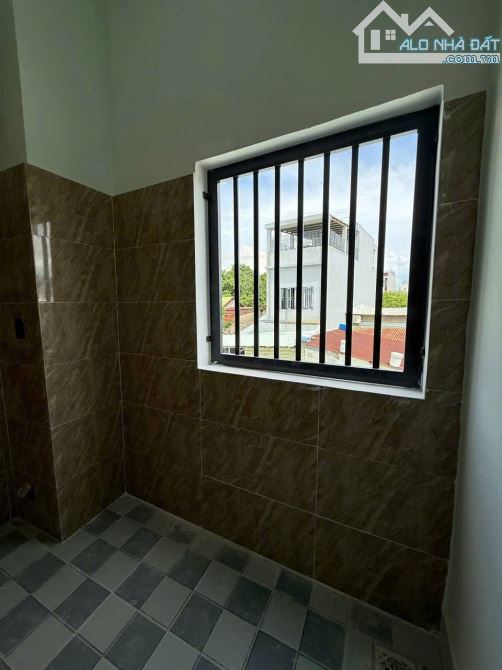 📌📌📌LÀM VIỆC TRỰC TIẾP GIÁ TỐT !!!bán nhà 2 tầng 2 mê kiệt ô tô tôn đản - 2