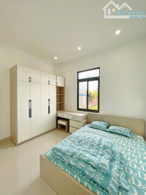 BÁN NHÀ ĐẸP 3 LẦU FULL NỘI THẤT ĐẦU HẺM ĐỖ XUÂN HỢP. DT: 6x12M. GIÁ: 4,35 TỶ - 2