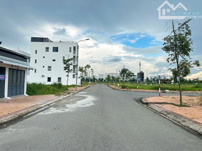 NỀN ĐẸP GIÁ RẺ NHẤT KHU ĐÔ THỊ MỚI AN BÌNH HỒNG PHÁT - 3