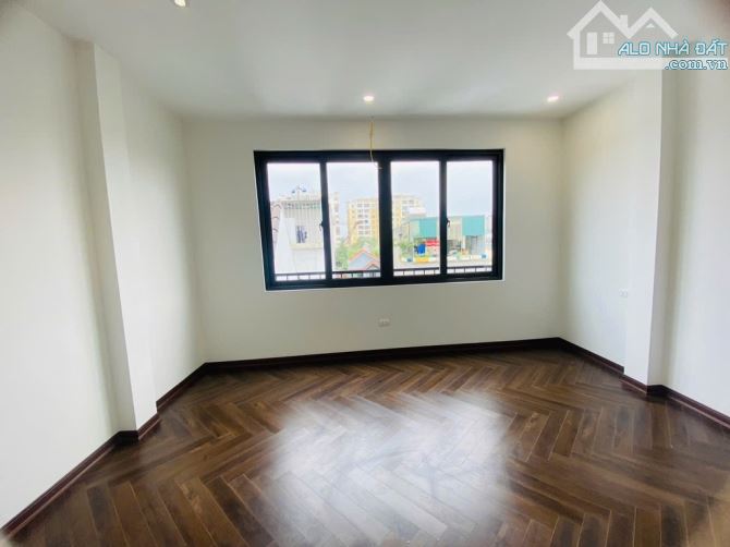Nhà nhỏ xinh, đầy đủ công năng cũng như bị trí giá chỉ trên 5 - 3