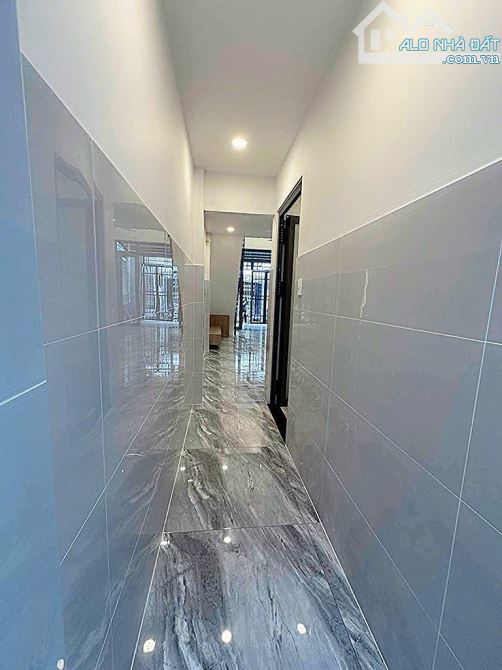 🏡 4.2 tỷ Bán nhà Tân Chánh Hiệp , Quận 12 ✅Diện tích : 60m2 ( 4m x 15m ) ✅Kết cấu: 1 Trệt - 3