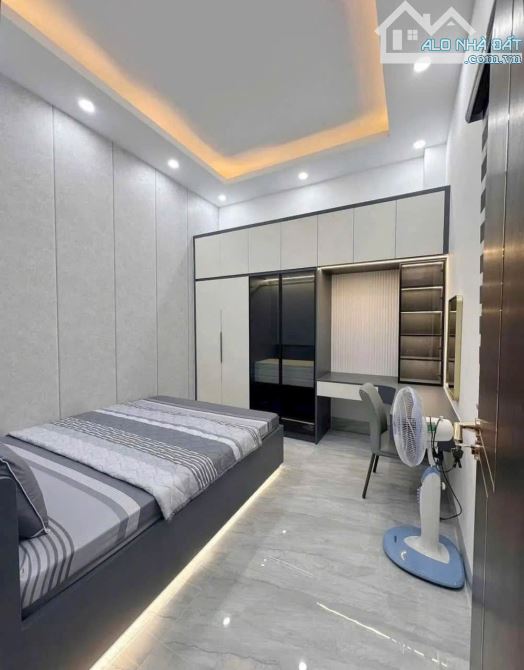 🏡 BÁN NHÀ 1 TRỆT 1 LẦU – LONG HÒA, CẦN ĐƯỚC, LONG AN 🏡   Diện tích: 5 x 16m Chỉ 1ty540 - 3
