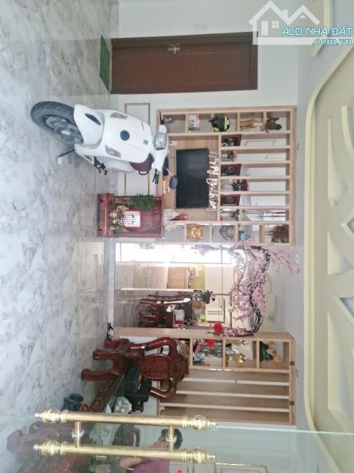 BÁN NHÀ 3 TẦNG HXH PHÚ THUẬN Q7, NGANG 7.1M, GIẢM SỐC HƠN 1T - 3