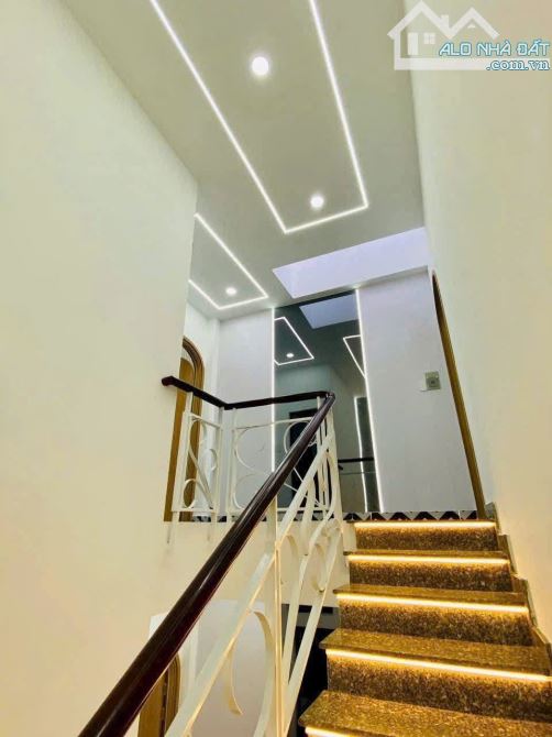 Căn nhà bán gấp ngay Phan Văn Hân, Bình Thạnh. Giá: 3 tỷ 019tr, sổ hồng riêng - 3