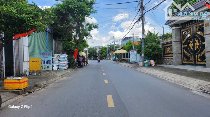 BÁN NHÀ RIÊNG - CẤP 4 MẶT TIỀN - 128M2 -  NGUYỄN THỊ PHA - 2 PN  - 5,6 TỶ - HÓC MÔN - 3