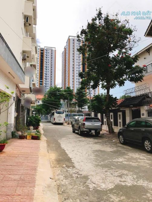 BÁN KHÁCH SẠN 1 TRỆT 4 LẦU MẶT TIỀN BÀI SEN, GẦN BIỂN BÃI SAU, 12 PHÒNG KINH DOANH - 3