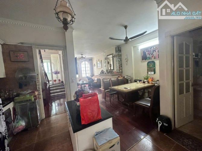 MẶT PHỐ HIẾM LÔ GÓC 3 MẶT THOÁNG 65m MT 6m 5 TẦNG VIEW TRỌN HỒ TÂY GIÁ CHỈ 63 TỶ - 3