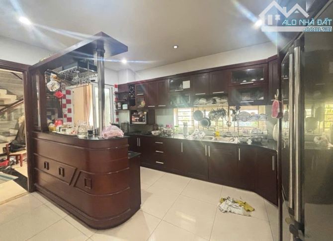 🏠 BÁN BIỆT THỰ LÂM VĂN BỀN - P. TÂN KIỂNG - QUẬN 7 - 2X TỶ - 14 x 19M - 3