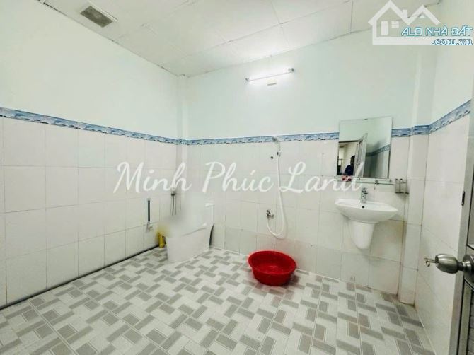BÁN NHANH MTKD - XE HƠI TRÁNH - LIỀN KỀ PHÚ MỸ HƯNG - 196m2 - NGANG 6.5m (NỞ HẬU) - SHR - 3