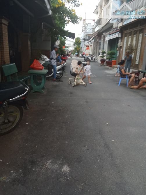 159* ông chú mới gợi cần bán gấp trong 1/ tháng 52m2, hẻm xe tải trương Phước Phan, BT - 3