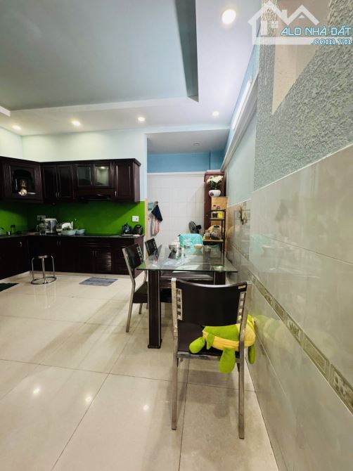 BÁN NHÀ🏘3T -  NGAY LÊ VĂN KHƯƠNG - KHU DÂN TRÍ NHÀ CAO TẦNG - Quận 12.  🌈(5*16) nhỉnh nh - 3