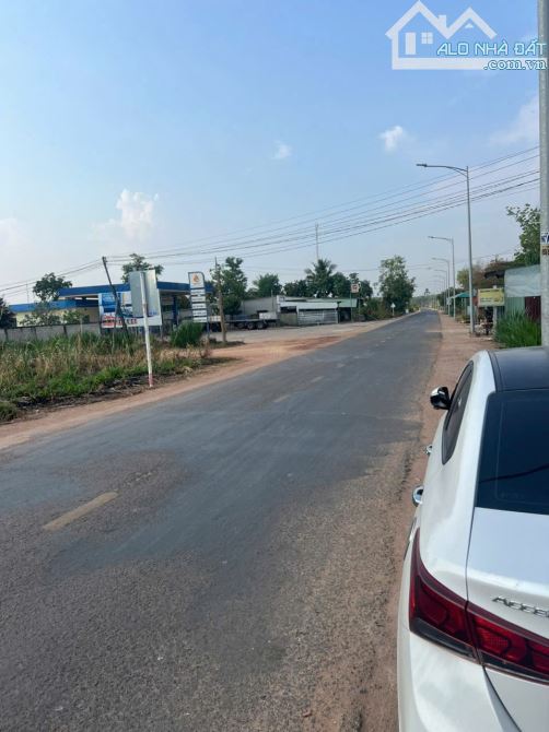 Bán đất mặt tiền buôn bán kinh doanh trung tâm xã Tân Hòa Tân Châu Tây Ninh, DT: 25853m2. - 3