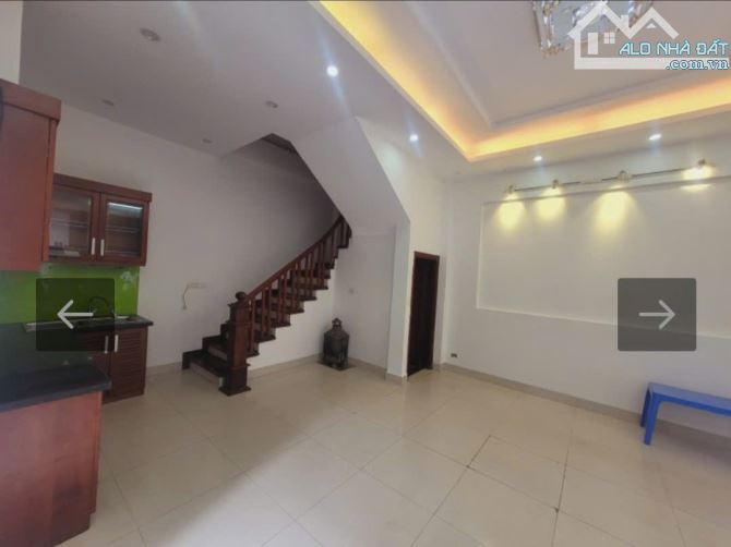 Bán nhà Vương Thừa Vũ, DT 31m – MT 5m – 2 mặt tiền – Ô tô vào nhà – Kinh doanh tốt, 14 tỷ. - 3