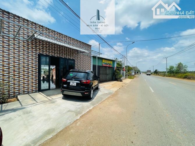 Bán đất tặng căn nhà mới ngay TT ngã 6 Đá Bạc gần KCN - Mặt Tiền TL 765 - 3
