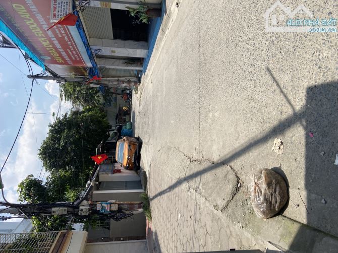 CHÍNH CHỦ GỬI BÁN ĐẤT TRẦN CUNG CẦU GIẤY, NGÕ THÔNG CÁC NGẢ, Ô TÔ ĐỖ CỬA - 3