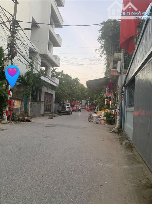 NGÕ 98 ĐÀM QUANG TRUNG-LONG BIÊN NHÀ DÂN XÂY-TRƯỚC NHÀ THOÁNG-RỘNG-GARA Ô TÔ-FULL NỘI THẤT - 3