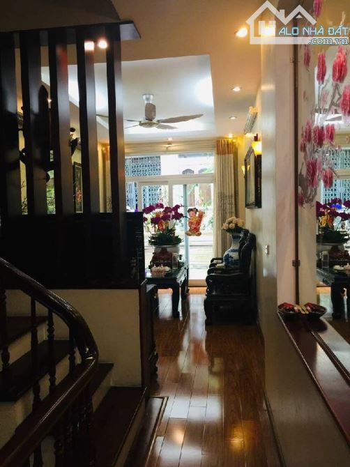DÂN XÂY - LÔ GÓC 3 THOÁNG -GẦN PHỐ - Ô TÔ ĐỖ CỬA - NGÕ TO NHƯ PHỐ- THÔNG -VỊ TRÍ TUYỆT ĐỈN - 3