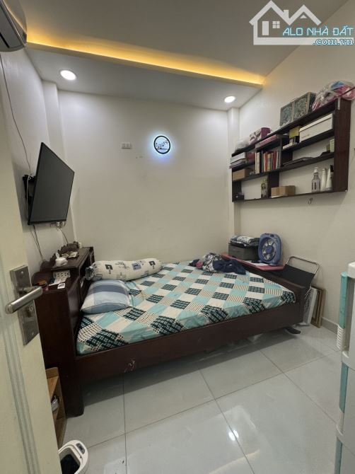 Quận 6- Bà Hom -60m2 4 tầng ô tô vào nhà giá chỉ nhỉnh 7T. - 3