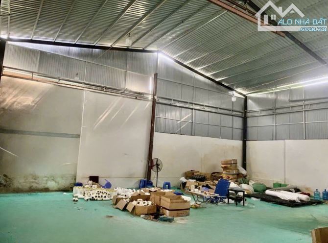 Bán Nhà Tân Hiệp Hóc Môn -DT: 610m2(17m x36m)-cấp 4& Xưởng - Hẻm HXH -  Chỉ 7,68 Tỷ. - 3