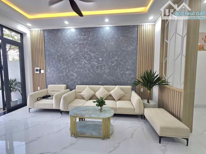 Nhà MT Kinh Doanh – ĐX 082, Định Hòa  Nhà trệt 2 lầu, full nội thất - 3