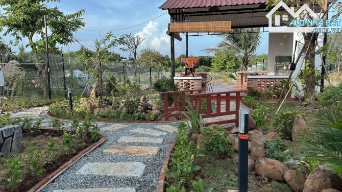 BÁN VIEW NGHĨ DƯỠNG CỰC CHILL TỌA LẠC TAI ĐÁ BẠC CHÂU ĐỨC, BRVT, DT 1100M2 CÓ 80TC, 2.6TI - 3