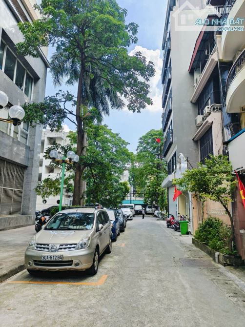 Vị trí đẹp, oto đỗ hàng chục cái, Minh Khai, Văn phòng CTY đa kdoanh, sổ 96m2. Giá 32 tỷ - 3