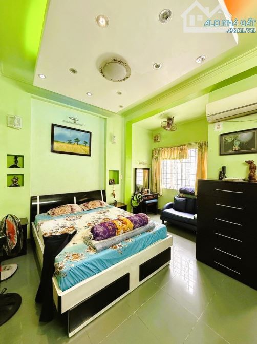 NHỈNH 5 TỶ CÓ NHÀ 5 TẦNG SÁT MẶT TIỀN KHU ẨM THỰC PHAN XÍCH LONG, VẠN KIẾP - GIÁP QUẬN 1. - 3