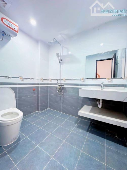 PHÚC ĐỒNG Ở NGAY - 3 NGỦ THOÁNG SƯỚNG - SÂN RỘNG ĐƯỜNG RIÊNG - 5 TỶ LỚN - 3