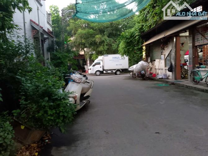 Lô góc 3 thoáng, DÒNG TIỀN LỚN, Ô tô tránh, KD luôn và ngay 82.6M – 14.2M Tiền - Nhỉnh 16T - 3