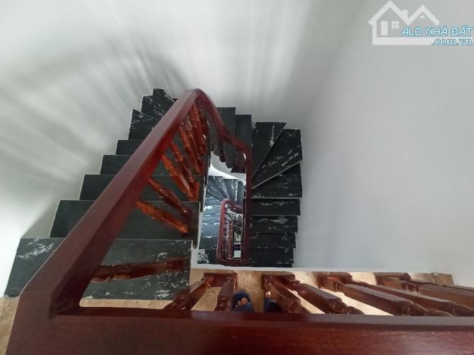 NHÀ NGỌC TRÌ _ THẠCH BÀN - LÔ GÓC  - NGÕ NÔNG  - NỞ HẬU  -THOÁNG SÁNG  Ở SƯỚNG - 3