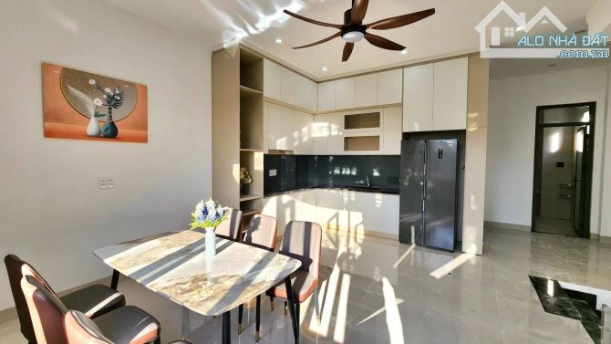 BÁN NHÀ ĐẸP 3 LẦU FULL NỘI THẤT ĐẦU HẺM ĐỖ XUÂN HỢP. DT: 6x12M. GIÁ: 4,35 TỶ - 3