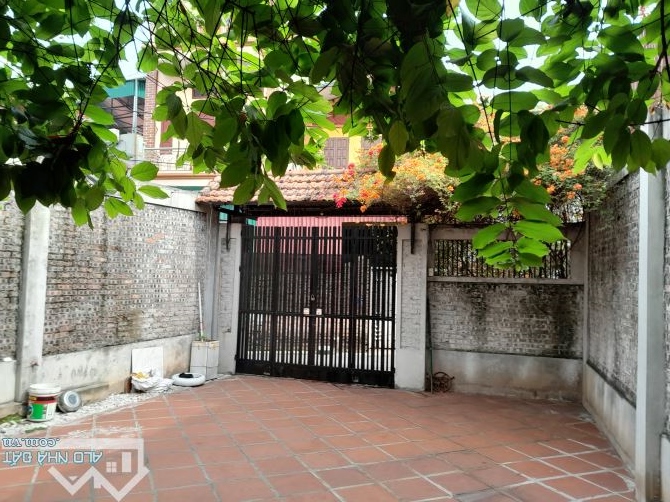 Bán đất tặng nhà 3 tầng. Số 25 ngách 201/108 đa tốn giá lâm hà nội gần vinhom - 12