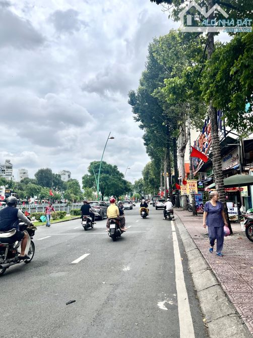Bán nhà Quận 3, liền kề Lê Văn Sỹ_Hoàng Sa, 4 Tầng, hẻm thông, 31m2, Ở/Cho thuê, 5.1 Tỷ - 4