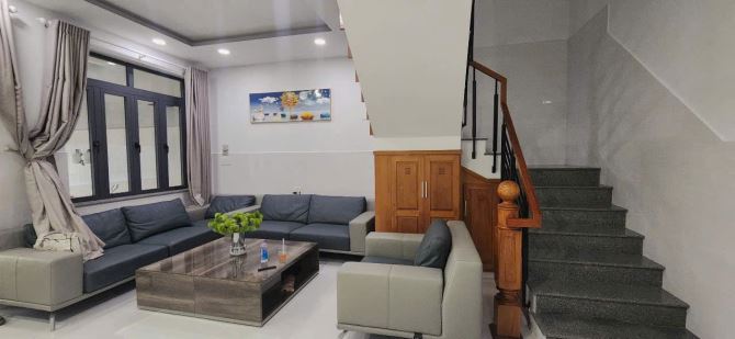 Bán nhà gần chung cư Hoàng Quân Vĩnh Hòa- 3 tầng full nội thất - 4