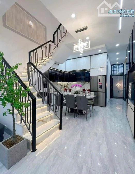 🏡 BÁN NHÀ 1 TRỆT 1 LẦU – LONG HÒA, CẦN ĐƯỚC, LONG AN 🏡   Diện tích: 5 x 16m Chỉ 1ty540 - 4