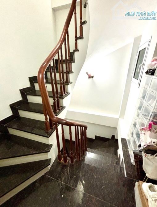 BÁN NHÀ PHỐ VIP - ĐÀO DUY TỪ- HOÀN KIẾM - LÔ GÓC SIÊU ĐẸP 33M2 - 5 TẦNG 4.5M MT - 16.8 TỶ - 4