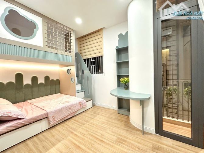 Siêu Phẩm Căn Góc Sau Căn Mặt Tiền Nguyễn Trọng Tuyển - Phú Nhuận - 22m² x 3 Tầng - 5,9 tỷ - 4