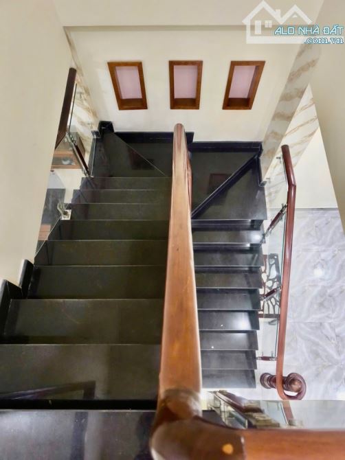 Bán nhà 2 tầng mới dt 4x15m, Nguyễn Thị Kiểu, Tân Thới Hiệp, Quận 12, Giá nhỉnh 3 tỷ TL - 4