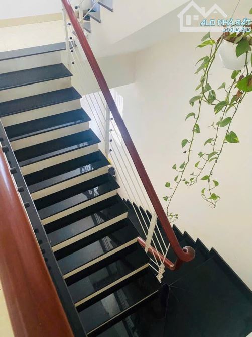 Căn góc 2 mặt tiền Phan Chu Trinh ngay chợ, 6x14m - 4