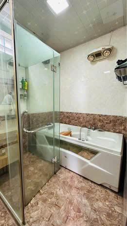 Nhà đẹp 8 tầng thang máy ngõ ô tô khu phố cổ Cát Dài - 96m2 - MT 6,35m - Đông tứ trạch - 4
