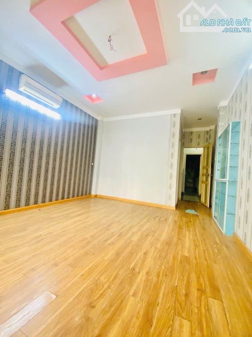Quận Tân Bình-Nhà đẹp-Hẻm ô tô 7M-Tiện KD-Sát MT Phan Huy Ích-P15-82m2-4x21-4tầng-4PN,5WC - 4