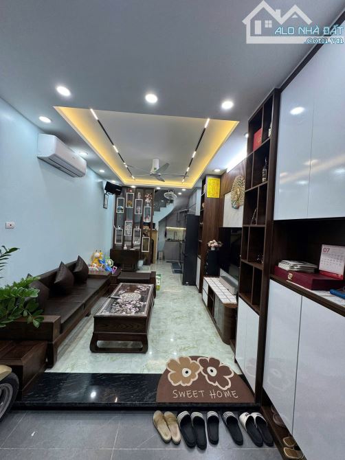 Nhà 6 Tầng Ngay Mặt Phố Vũ Xuân Thiều Vào 50m, Full Đồ - 7.x tỷ - 4