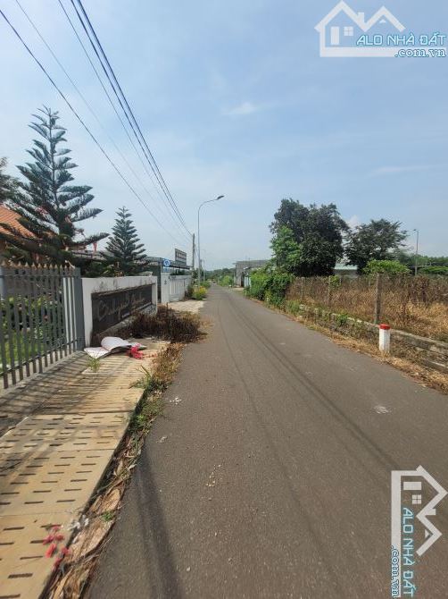 Cần bán 3059m2 sẵn 200tc gần khu công nghiệp sonadezi ngay trung tâm xã SUỐI NGHỆ. - 4