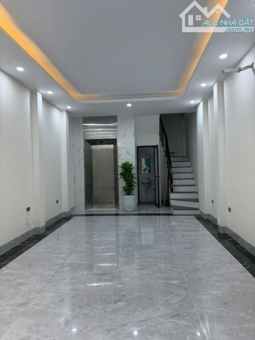 BÁN NHÀ 6 TẦNG NGUYỄN VĂN LINH - QUẬN LONG BIÊN - Ô TÔ - THANG MÁY - FUL NỘI THẤT - 4